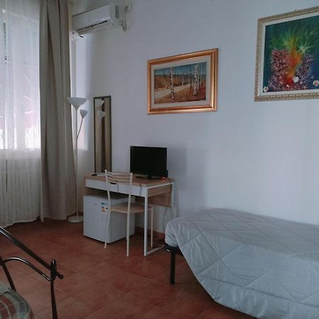 B&B Le Muse Ferrara Exteriör bild