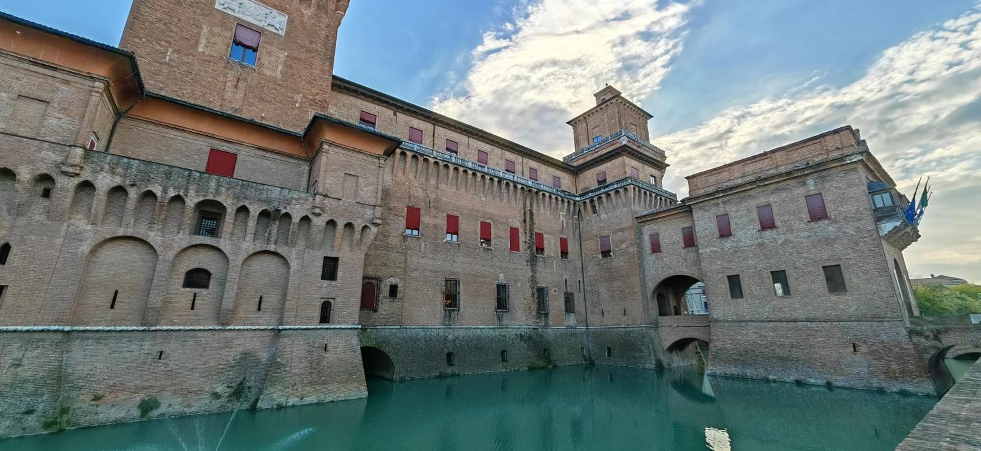 B&B Le Muse Ferrara Exteriör bild